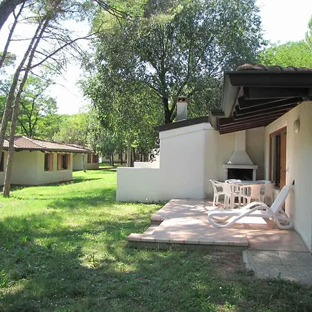 Mobilehome In Grado 53452 ホームステイ Belvedere
